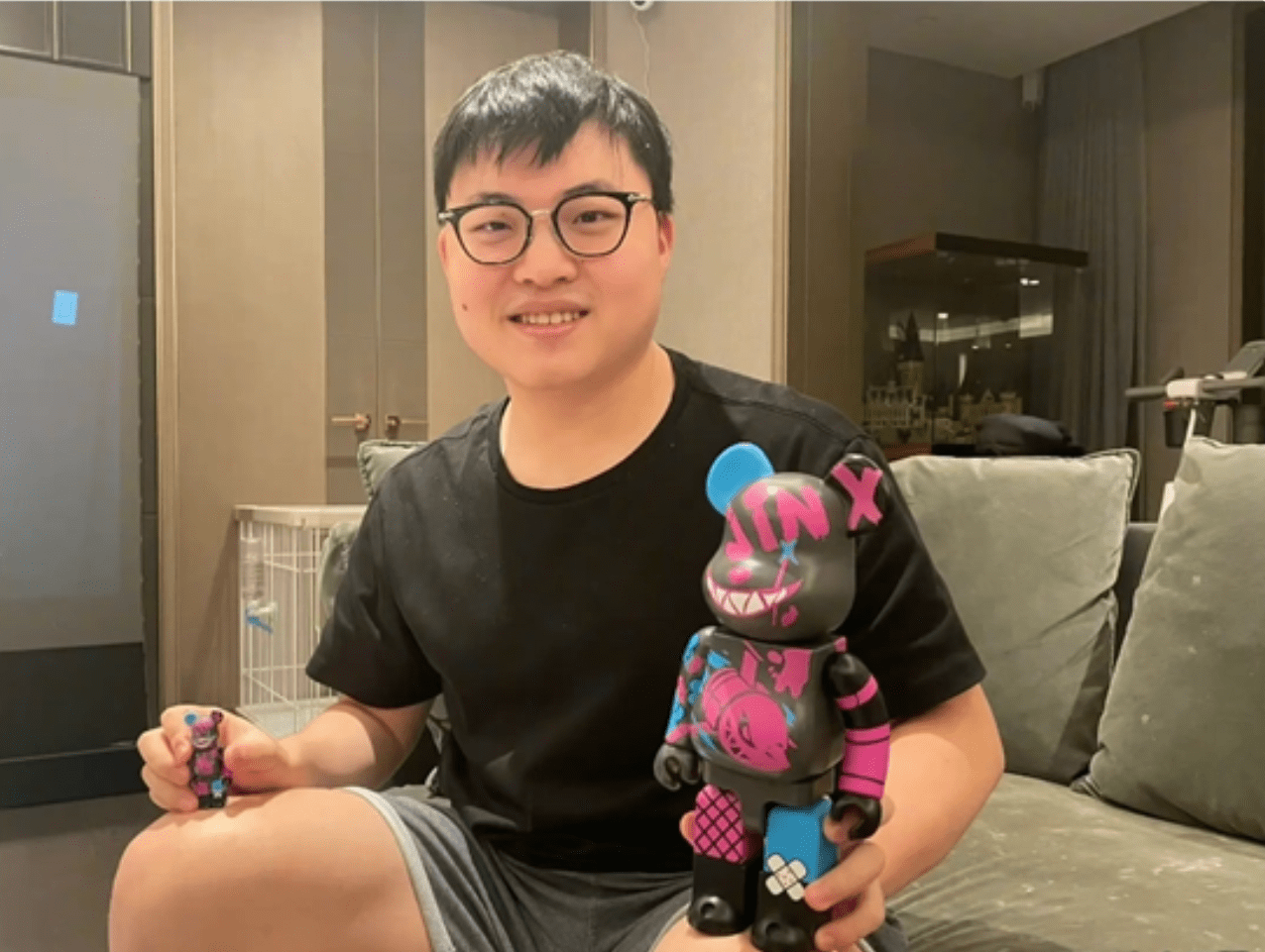 九游正版官网Uzi回归赛场，败北首场状态亮眼，TES观众沸腾！的简单介绍