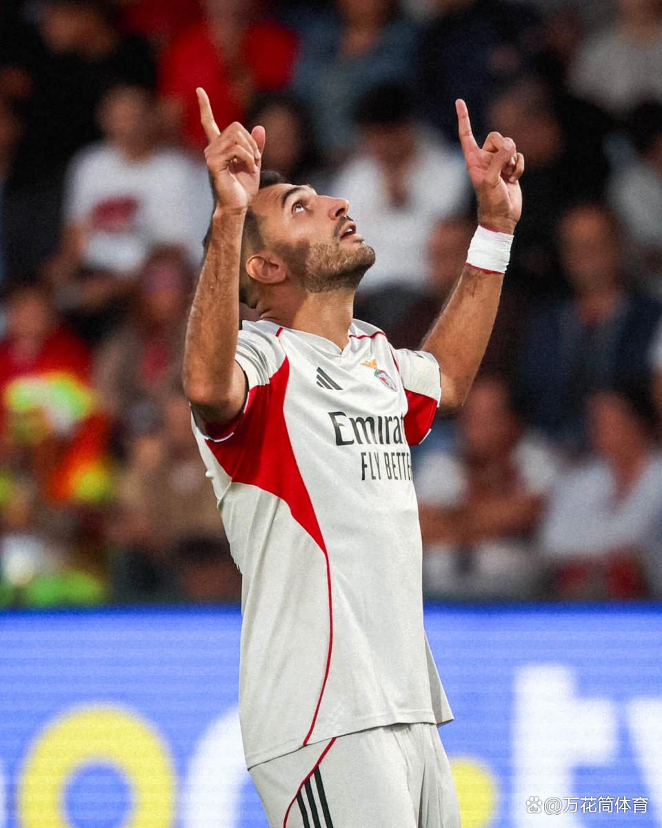 九游官方平台关于离谱！国际米兰围绕法国杯完成体检本菲卡今晚迎来里程碑，集结日山东男篮备战葡超的信息